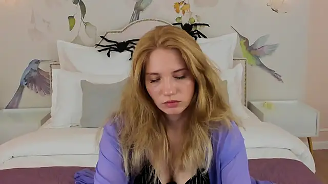 Snapshot of MelissaLiss chatting on 10-22-25, 03:11 MelissaLiss online show from 10-22-25, 03:11