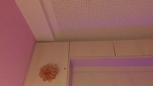 ChloeWiillow online show from 12-22-25, 11:32