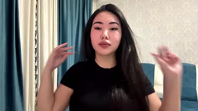 AYPRILPURE online show from 10-19-25, 03:04