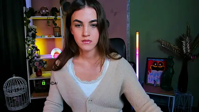 lina fox12 online show from 10-17-25, 12:29