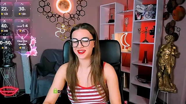 lina fox12 online show from 10-18-25, 12:40