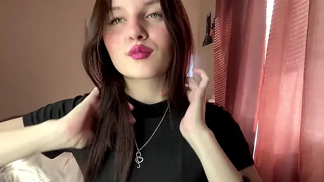 JanellHousen online show from 05-04-26, 05:11