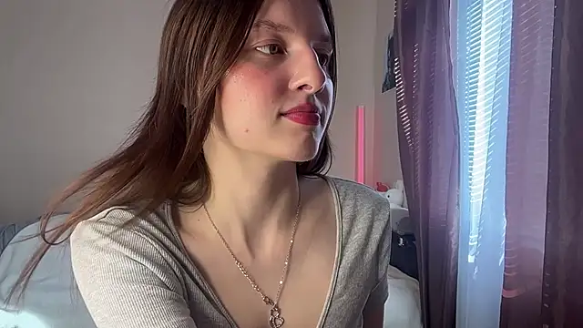 Snapshot of JanellHousen chatting on 06-14-26, 05:08 JanellHousen online show from 06-14-26, 05:08