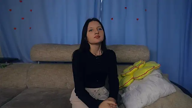 JanellHousen online show from 10-06-25, 07:42