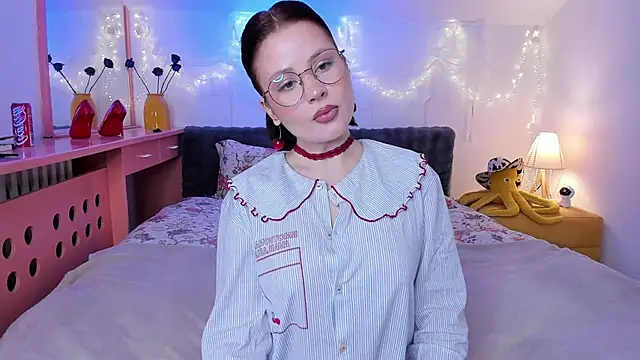 Me-Dea online show from 03-06-26, 07:25