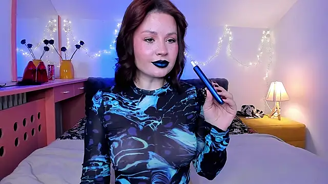 Me-Dea online show from 05-21-26, 06:33