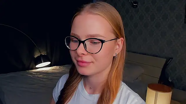 Snapshot of LibbyVenzeio chatting on 10-18-25, 07:21 LibbyVenzeio online show from 10-18-25, 07:21