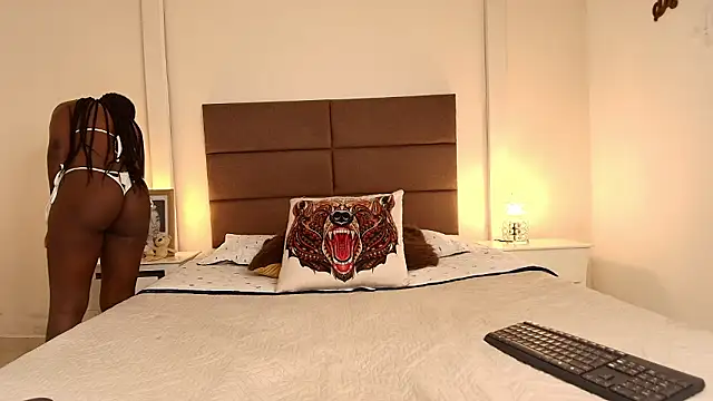 NatashaTaylor online show from 03-10-26, 02:10