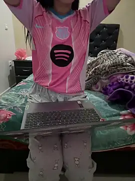 Queen-35 online show from 02-14-26, 08:09