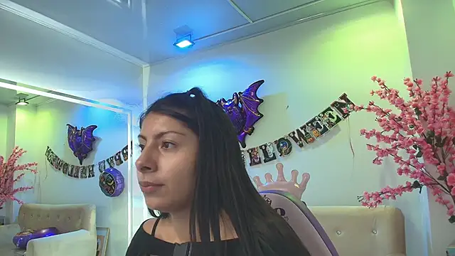 Gabriela milani online show from 10-29-25, 11:31