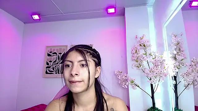 Gabriela milani online show from 04-30-26, 11:28