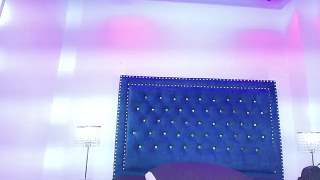 Gabriela milani online show from 04-22-26, 07:09