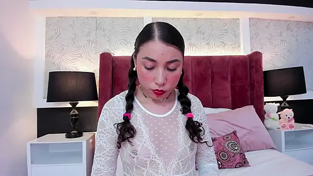 IvonnyCooper online show from 10-13-25, 12:56