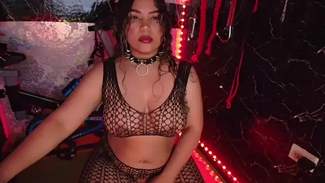 scarlet queen   online show from 11-14-25, 07:50