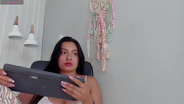 Lilo Rose online show from 01-15-26, 03:04