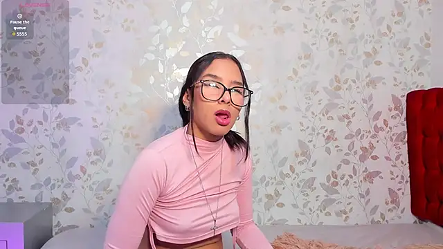 Luciaoregon online show from 11-07-25, 01:26