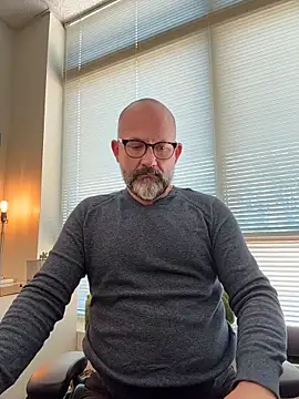 fuckadilf online show from 11-11-25, 04:13