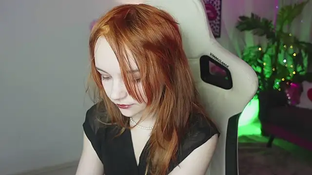 Staymonica online show from 02-11-26, 01:00