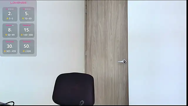 Snapshot of Samara_Smith04 chatting on 10-18-25, 06:54 Samara Smith04 online show from 10-18-25, 06:54