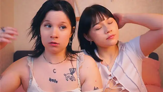 EviaVanveen online show from 12-15-25, 07:36