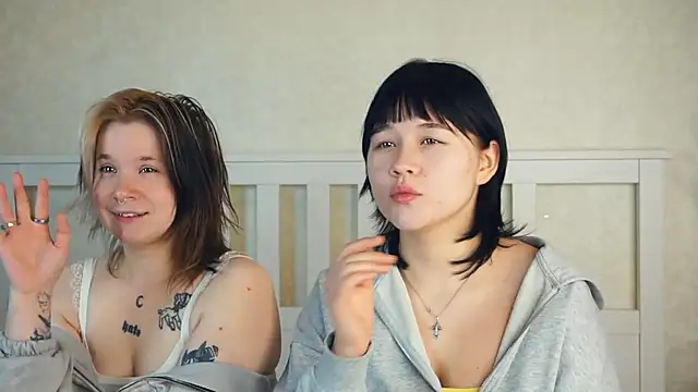 EviaVanveen online show from 11-14-25, 08:18