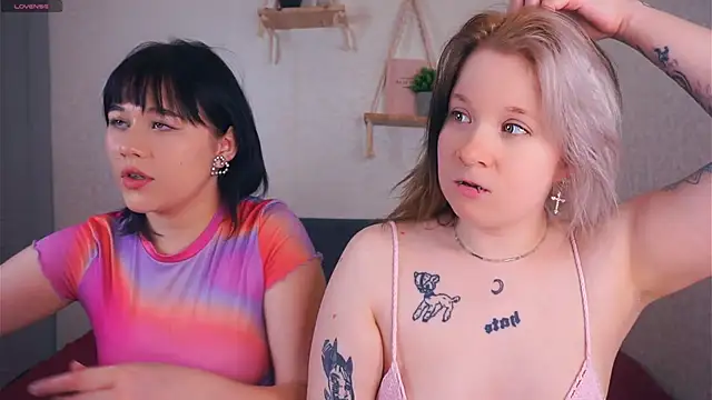 EviaVanveen online show from 12-01-25, 07:31