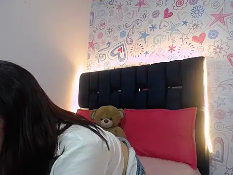 Snapshot of ZAFIRA_KALA chatting on 10-03-25, 01:45 ZAFIRA KALA online show from 10-03-25, 01:45