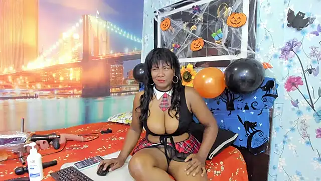 TashaMendoza1 online show from 10-31-25, 07:54