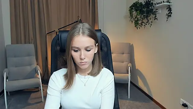 TienKnous online show from 10-03-25, 03:02