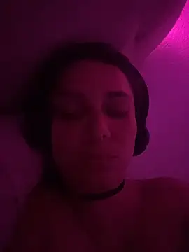 DreadPink online show from 12-16-25, 03:55