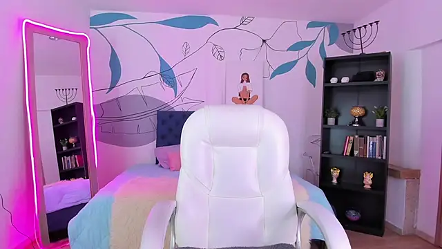 Goth Alice online show from 11-14-25, 08:34