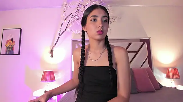 cloe taylor   online show from 11-26-25, 03:06