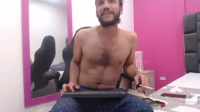 Juan FelipeX01 online show from 11-12-25, 04:33