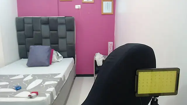 Juan FelipeX01 online show from 10-17-25, 11:06