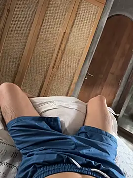 HenryLee1983-cums online show from 02-18-26, 08:00