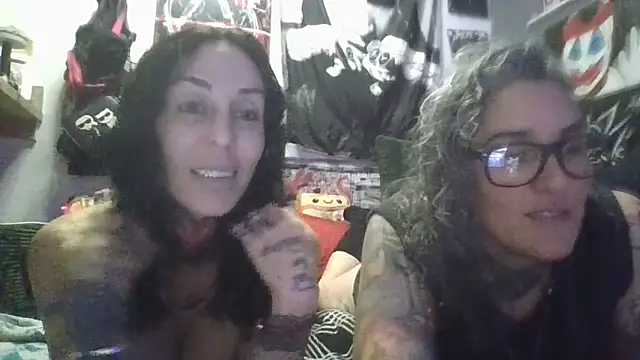 inkdhollow1 online show from 05-25-26, 02:22