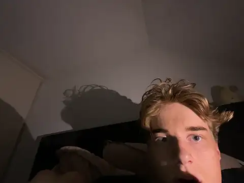 lekkerepik1111 online show from 05-31-26, 04:18