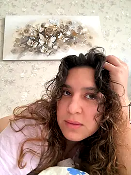 Snapshot of Luisaa_rosee chatting on 10-02-25, 11:57 Luisaa rosee online show from 10-02-25, 11:57