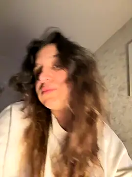 Snapshot of Luisaa_rosee chatting on 10-03-25, 03:13 Luisaa rosee online show from 10-03-25, 03:13