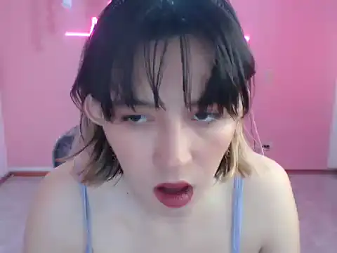 cristal hills 19 online show from 11-18-25, 05:49