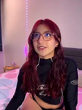 saramooon online show from 12-04-25, 01:32