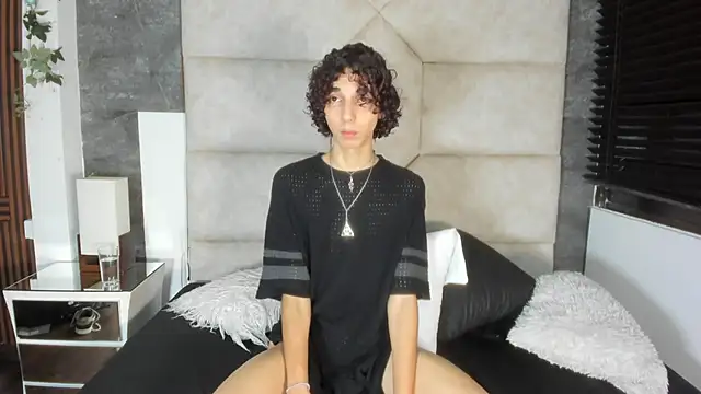 Scaarlett 22  online show from 01-11-26, 08:16