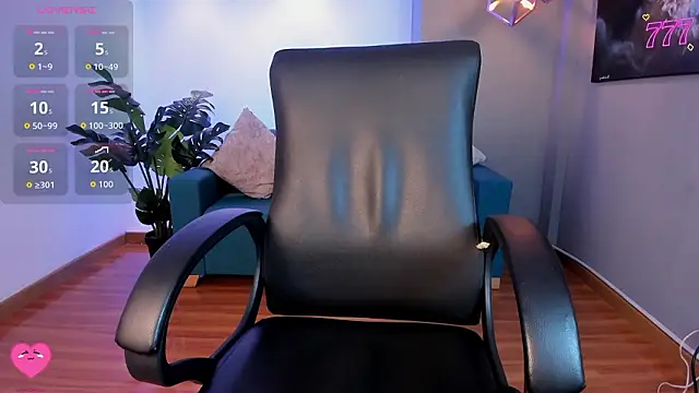 VenusCooper online show from 03-13-26, 06:35