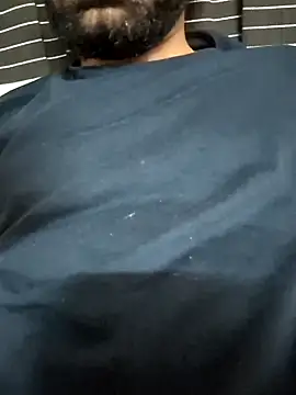 Snapshot of ag213 chatting on 10-01-25, 05:45 ag213 online show from 10-01-25, 05:45