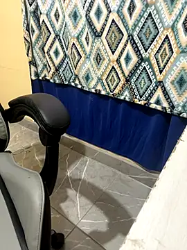 Zanthre17 online show from 11-05-25, 04:43