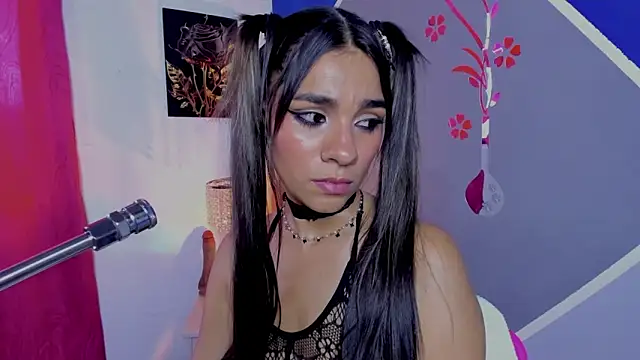 susi hot13 online show from 11-15-25, 08:24