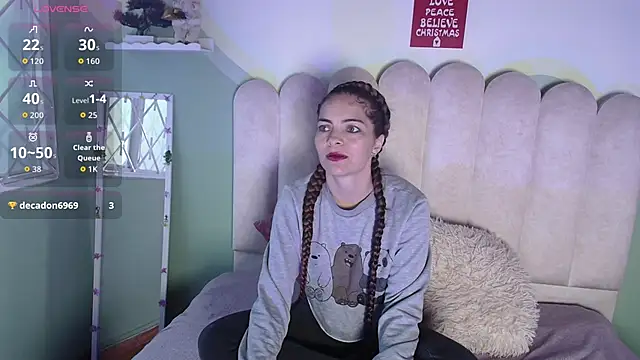 Snapshot of BiancaLuxx_ chatting on 12-18-25, 11:36 BiancaLuxx online show from 12-18-25, 11:36