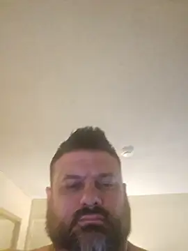 Roddog18 online show from 05-27-26, 01:48