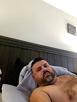 Roddog18 online show from 11-15-25, 06:23