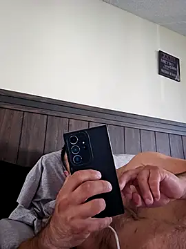 Roddog18 online show from 02-03-26, 06:46